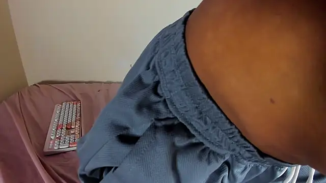 Snapshot of jordan_mm420 chatting on December 15, 2025, 3:56 am jordan mm420 online show from December 15, 2025, 3:56 am