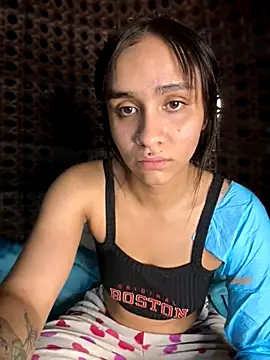 Snapshot of Isabella-Teen chatting on October 26, 2025, 1:28 am Isabella-Teen online show from October 26, 2025, 1:28 am