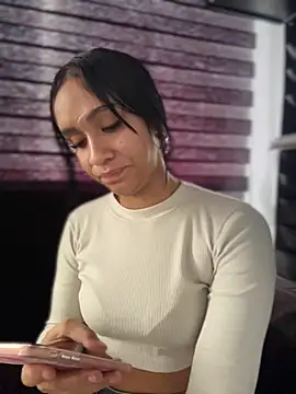 Snapshot of Isabella-Teen chatting on April 23, 2026, 1:35 pm Isabella-Teen online show from April 23, 2026, 1:35 pm