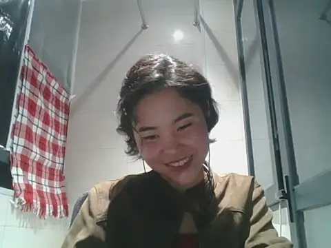 Snapshot of JennyCarpenter chatting on November 8, 2025, 11:47 am JennyCarpenter online show from November 8, 2025, 11:47 am