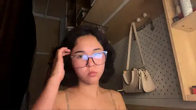 JennyCarpenter online show from May 22, 2026, 10:52 pm