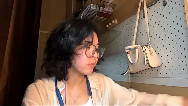 JennyCarpenter online show from May 19, 2026, 10:33 am