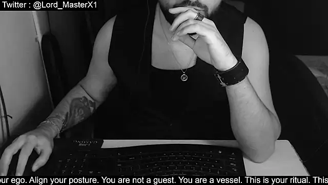 Snapshot of Lord_MasterX chatting on October 8, 2025, 3:08 am Lord MasterX online show from October 8, 2025, 3:08 am