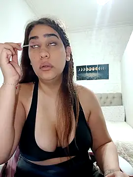 Snapshot of Nahiarabiel chatting on October 17, 2025, 1:35 pm Nahiarabiel online show from October 17, 2025, 1:35 pm