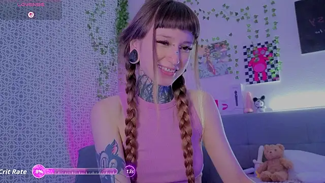 LilithPoison online show from July 17, 2026, 9:12 pm