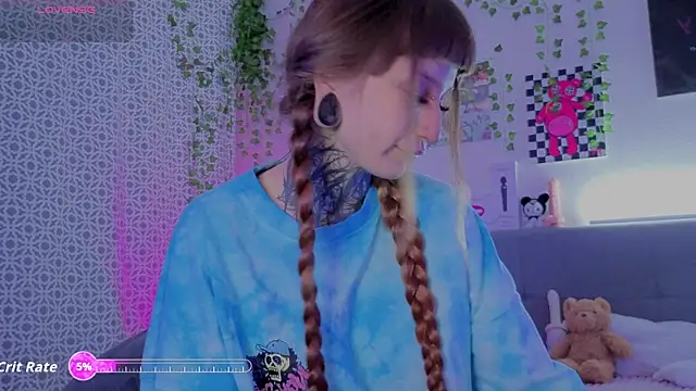LilithPoison online show from July 18, 2026, 9:01 pm
