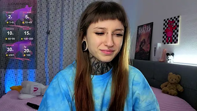 LilithPoison online show from November 28, 2025, 6:08 pm