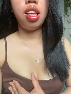 Snapshot of Rose-babyx chatting on July 5, 2026, 2:49 am Rose-babyx online show from July 5, 2026, 2:49 am