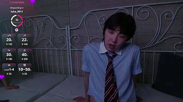 HeejinWang online show from April 6, 2026, 3:24 am