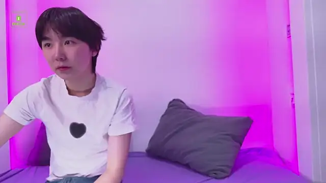 HeejinWang online show from March 28, 2026, 9:27 pm