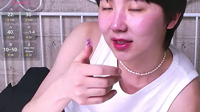 HeejinWang online show from March 14, 2026, 4:29 am