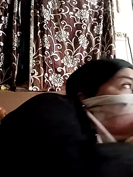 Love-890 online show from November 15, 2025, 7:23 am