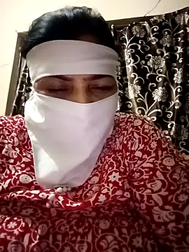 Love-890 online show from November 6, 2025, 11:09 pm