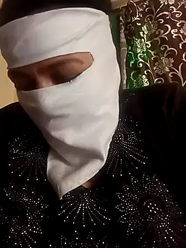 Love-890 online show from November 28, 2025, 8:36 am