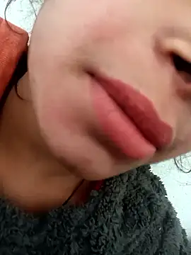 Aaisha-16 online show from January 14, 2026, 3:21 am