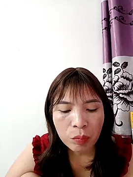 Snapshot of Livelulu chatting on October 25, 2025, 4:11 am Livelulu online show from October 25, 2025, 4:11 am