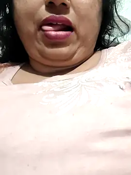 Mmm143 online show from February 8, 2026, 2:42 am