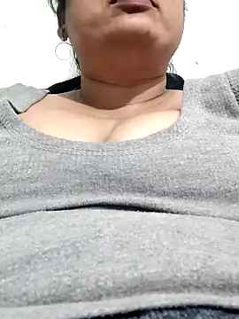 Mmm143 online show from February 15, 2026, 6:14 am