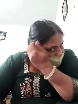 Mmm143 online show from November 30, 2025, 8:48 am