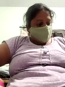 Mmm143 online show from October 22, 2025, 5:56 pm