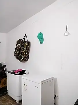 Alex man23 online show from December 3, 2025, 3:11 pm