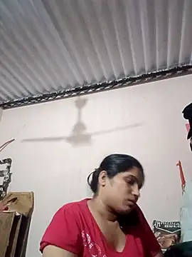 Snapshot of aliya-jaan71 chatting on October 9, 2025, 6:52 pm aliya-jaan71 online show from October 9, 2025, 6:52 pm