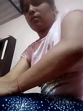 Snapshot of aliya-jaan71 chatting on October 3, 2025, 10:28 am aliya-jaan71 online show from October 3, 2025, 10:28 am