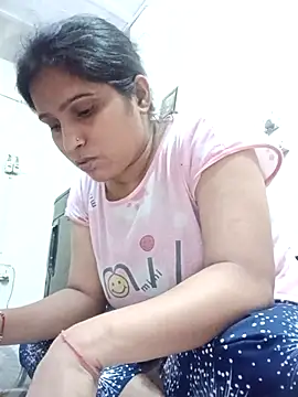 Snapshot of aliya-jaan71 chatting on October 2, 2025, 4:43 pm aliya-jaan71 online show from October 2, 2025, 4:43 pm