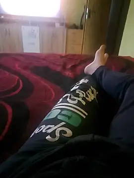 Snapshot of Pyromanancer chatting on November 23, 2025, 2:27 pm Pyromanancer online show from November 23, 2025, 2:27 pm