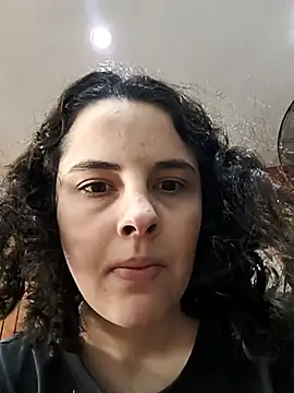 Snapshot of irisstorm chatting on October 28, 2025, 4:39 pm irisstorm online show from October 28, 2025, 4:39 pm