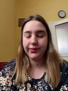 marouska official online show from March 5, 2026, 9:28 am