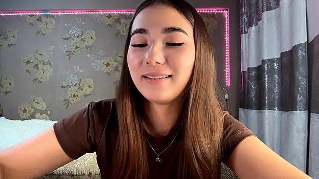 Snapshot of BahaiHeaven chatting on November 26, 2025, 11:43 am BahaiHeaven online show from November 26, 2025, 11:43 am