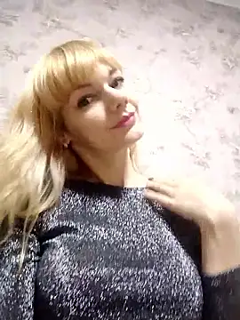 AliceSwan1122 online show from September 23, 2025, 8:38 pm