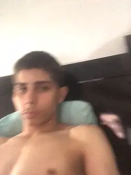 KingLamed online show from September 19, 2025, 3:43 am