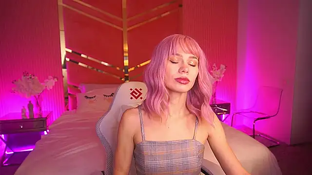 Snapshot of ShyySiren chatting on November 2, 2025, 8:19 am ShyySiren online show from November 2, 2025, 8:19 am