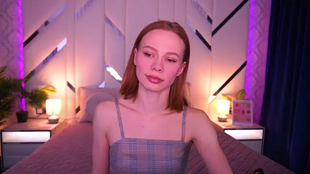 ShyySiren online show from March 22, 2026, 3:02 pm