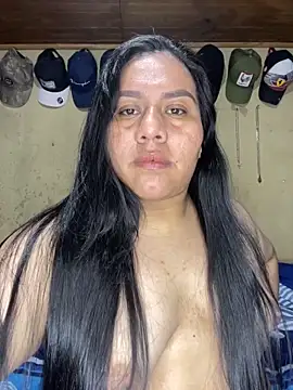 babyjuly19 online show from November 8, 2025, 3:10 am