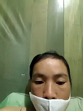 Snapshot of lily-00 chatting on October 8, 2025, 1:40 am lily-00 online show from October 8, 2025, 1:40 am