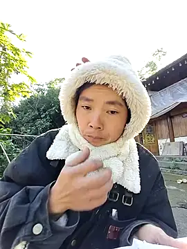 Snapshot of lily-00 chatting on November 30, 2025, 1:50 am lily-00 online show from November 30, 2025, 1:50 am