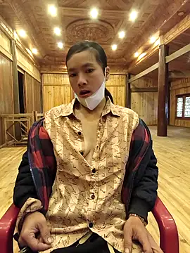 Snapshot of lily-00 chatting on December 14, 2025, 1:23 am lily-00 online show from December 14, 2025, 1:23 am