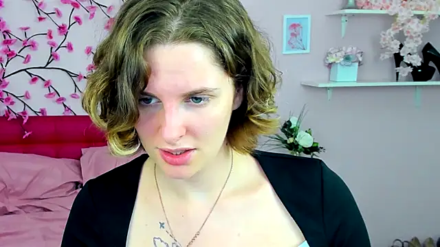 Snapshot of SabrinaRayX chatting on October 13, 2025, 12:40 pm SabrinaRayX online show from October 13, 2025, 12:40 pm