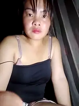 Snapshot of emilyzz chatting on October 8, 2025, 1:56 pm emilyzz online show from October 8, 2025, 1:56 pm