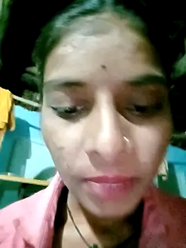 Snapshot of Hot_eras68484 chatting on October 22, 2025, 10:04 am Hot eras68484 online show from October 22, 2025, 10:04 am