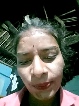 Snapshot of Hot_eras68484 chatting on November 3, 2025, 4:32 pm Hot eras68484 online show from November 3, 2025, 4:32 pm