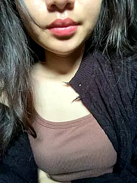 Snapshot of Bella_sexy98 chatting on November 20, 2025, 3:18 am Bella sexy98 online show from November 20, 2025, 3:18 am