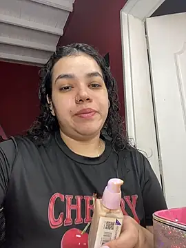 Snapshot of krisstenSantos chatting on October 17, 2025, 11:56 am krisstenSantos online show from October 17, 2025, 11:56 am