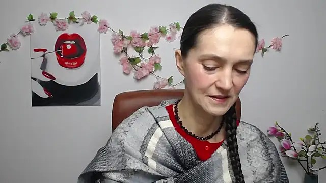 Snapshot of TayaFinch chatting on December 1, 2025, 1:12 pm TayaFinch online show from December 1, 2025, 1:12 pm