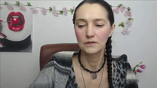 TayaFinch online show from February 3, 2026, 1:05 pm