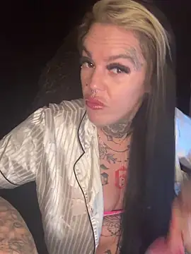 DIRTY PAISLEY X online show from January 6, 2026, 6:56 pm