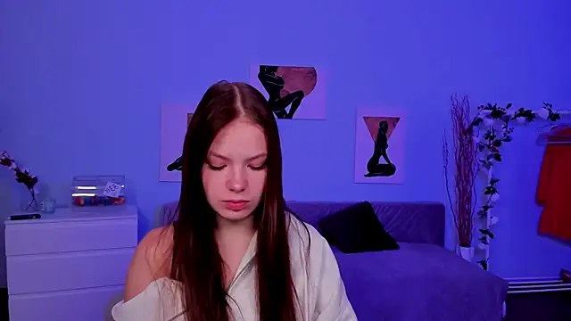 BetsyKiss online show from October 5, 2025, 5:20 am